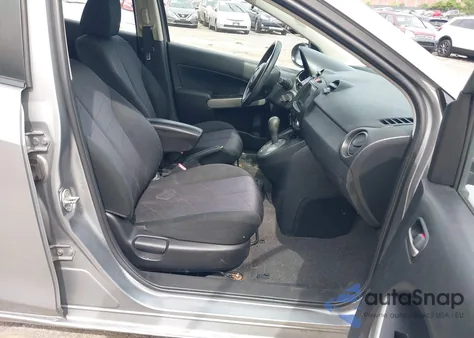 2013 Mazda Mazda2 Sport из США, поврежденный, VIN JM1DE1KZ1D0153531